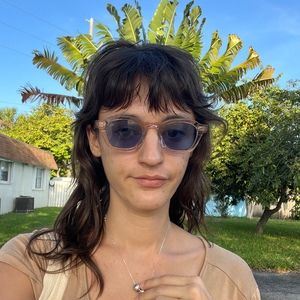 Meet your Posher, Melanie